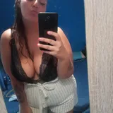 Morenacurvy33