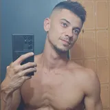 Tommy Cabrio (+18)